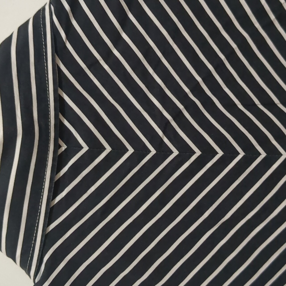 TALBOTS Long Sleeve Button up Shirt Size L - Picture 5 of 7